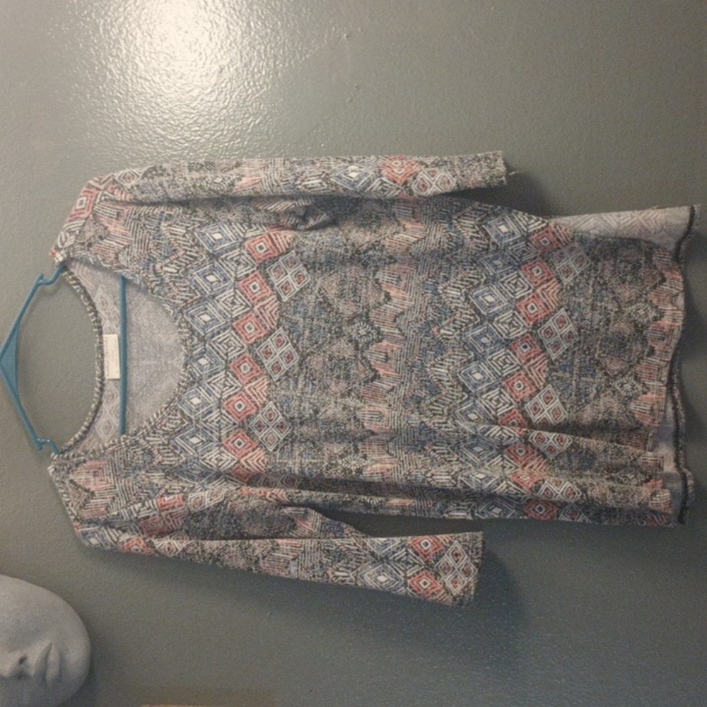Bobbie Brooks Women’s Geometric Print Long Sleeve Top – Size Large